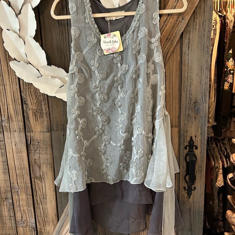 Boutique silk dressy tank top. New with tags